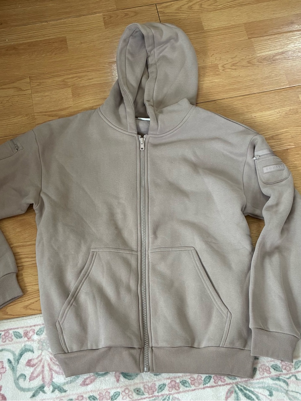 Comfrt Women's Full-Zip Hooded Jacket in Light Taupe